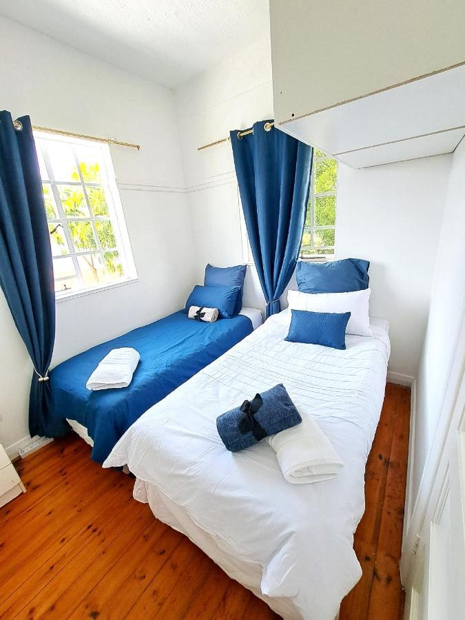 Secure And Modern 2bed In Cape Towns Charming Rondebosch * Cape Town